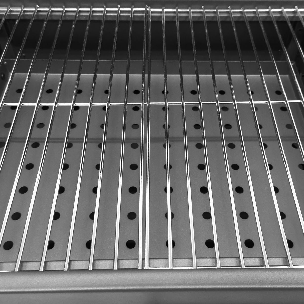 Parrilla de Exterior A Carbón Con Tapa Y Grill Hamilton Beach Premium HNA621