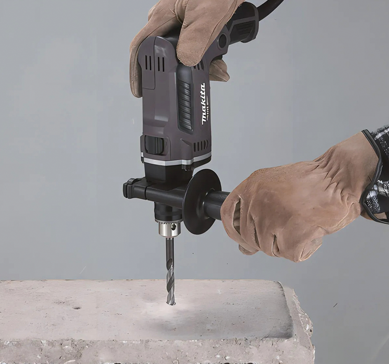 Taladro percutor Makita MT M8103G