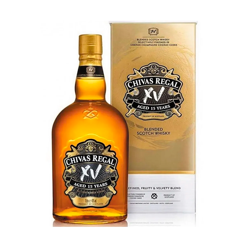 Whisky importado 15 años Chivas Regal en botella 700 cc.